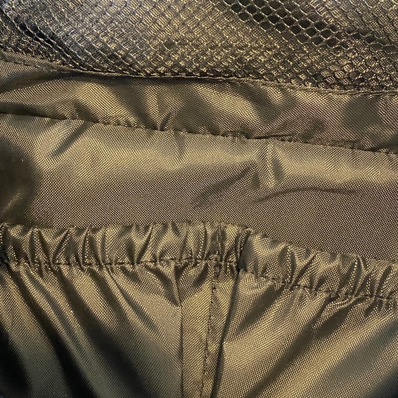 Guess Faux-Leather Toiletry Bag - Picture 4 of 7